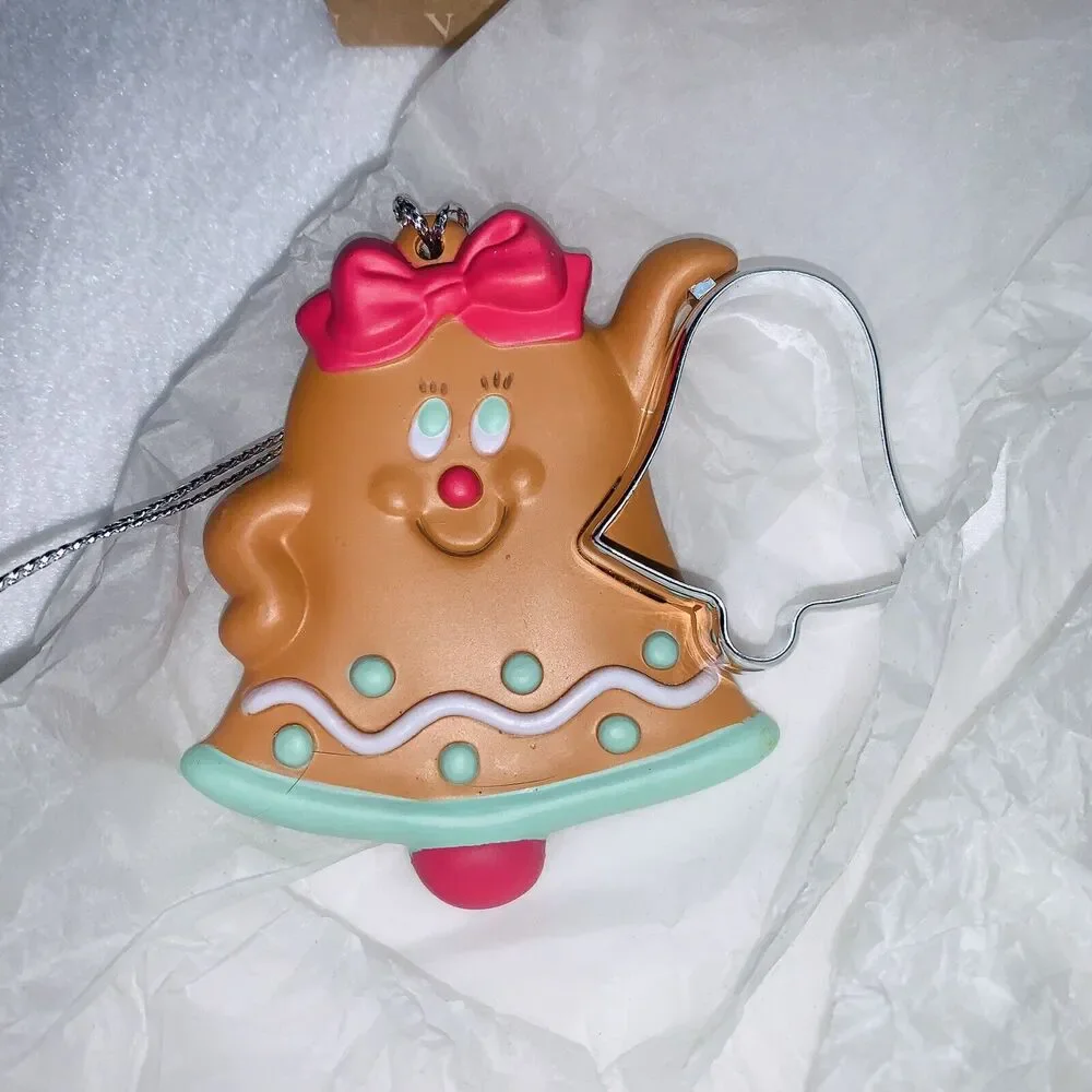 3 Vtg Avon Christmas Cookie Cutter Cuties Bell & Star Ornaments Paper Cutter NOS